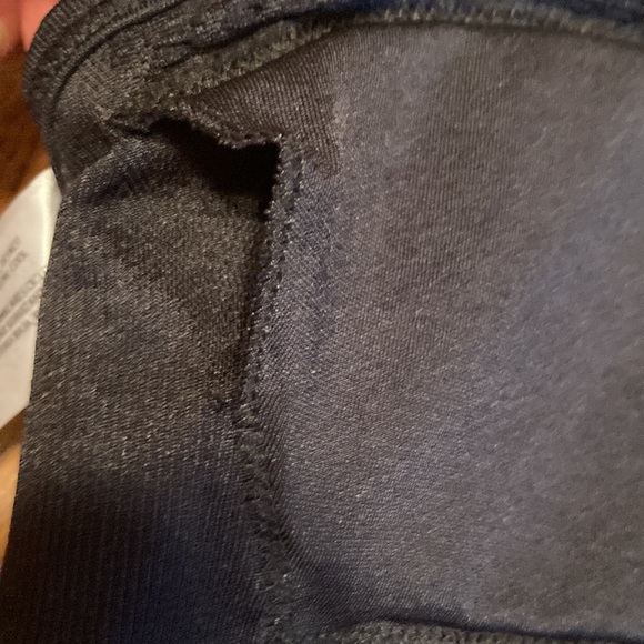 🌸NWT SOFIA VERGARA Seamless Sports Bra - size Small 4-6 - Picture 9 of 13